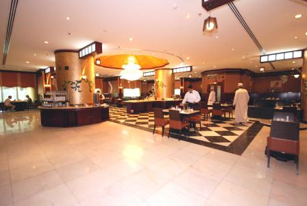 Al Bustan Tower Suites - 17