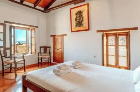 Goulas Traditional Guesthouse - 40