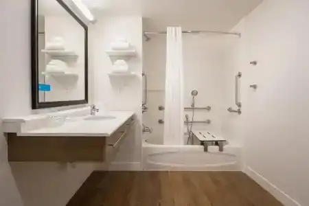 Hampton Inn And Suites By Hilton Portland-Pearl District - 74