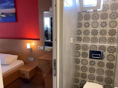 Antique Hostel - 100