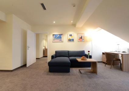 HiLight Suites - 25