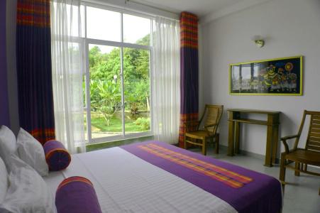 Villa Baywatch, Rumassala - 4