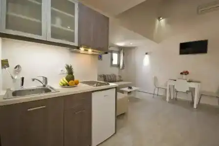 Alafouzos Studios & - 20