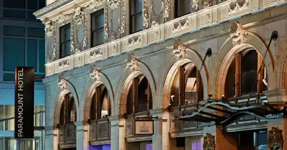Paramount Times Square - 22