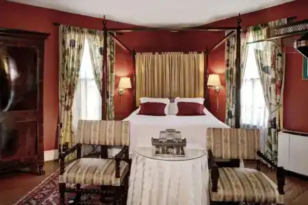 200 South Street Inn - 67