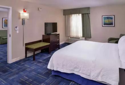 Hampton Inn Eugene - 51