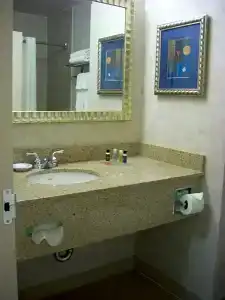 Marco LaGuardia & Suites - 43