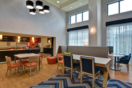 Hampton Inn & Suites/St. Petersburg-Ulmerton Road - 23