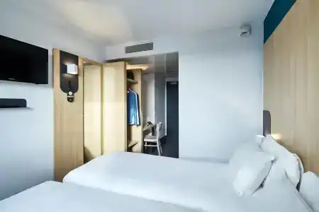 Lato Annex Boutique Rooms - 3
