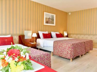 Golden Tulip de’ Medici - 36
