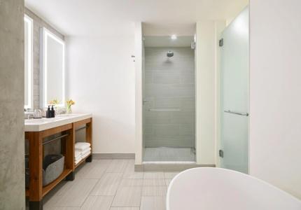 Kimpton Born, An Ihg - 10