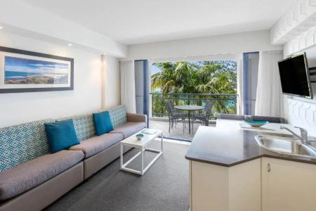 Ramada by Wyndham Golden Beach - 63