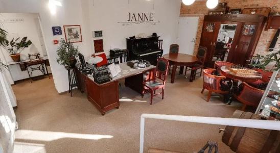Janne - 19