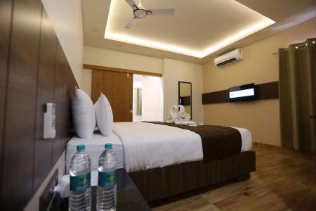 The Ventura Grand - 5