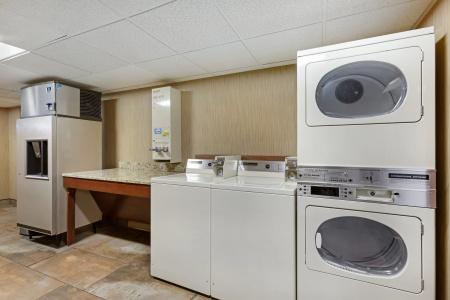 Best Western Plus Grantree Inn - 34
