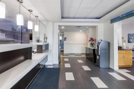 SureStay Plus by Best Western East - 2