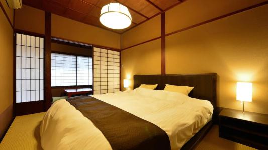 Ryokan Sugimoto - 3