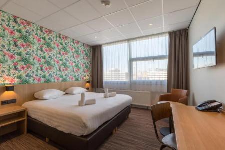 Best Western Amsterdam - 52