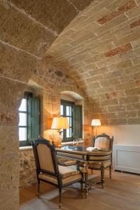 Moni Emvasis Luxury Suites - 47