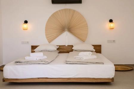 Villa Kale Suites with heated pool in winter - 3