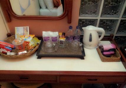 Sawasdee Sukhumvit Inn - 10