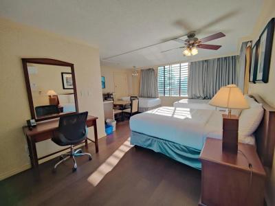 Divya Sutra Suites on Robson Downtown - 1
