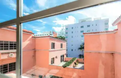 Secret Garden Miami Beach - 100