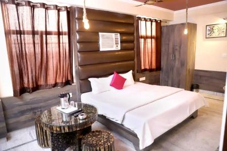 Star Inn - 64