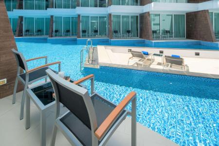 The Beachfront Phuket - 10