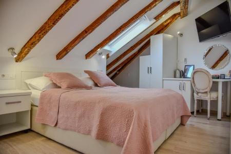 Kastel 1700 Boutique - 31