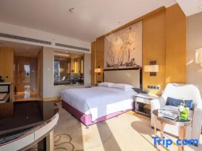 Hilton Wuhan Riverside - 81