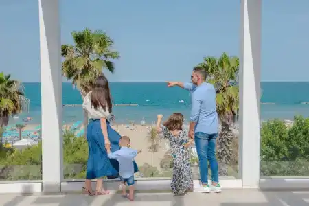 Family Relax - 35