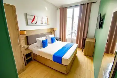 Hôtel Parisien - 101