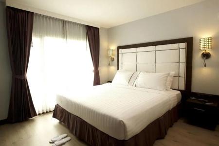 Sukhumvit Suites - 93