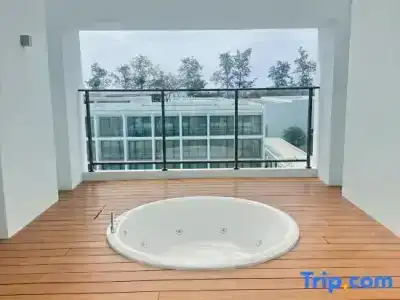 SeaCono Patong Beach Front - 101