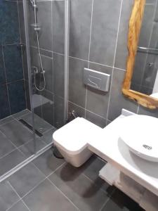 Jakaranda - 69