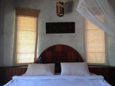 Malibu Beach Bungalows - 43