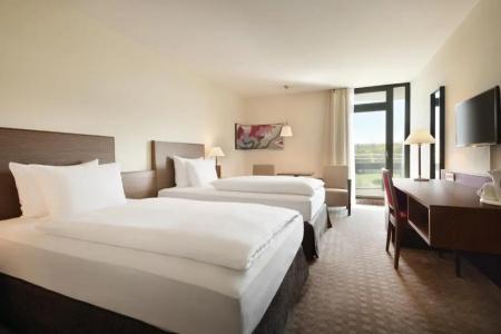 Ramada Nürnberg Parkhotel - 28
