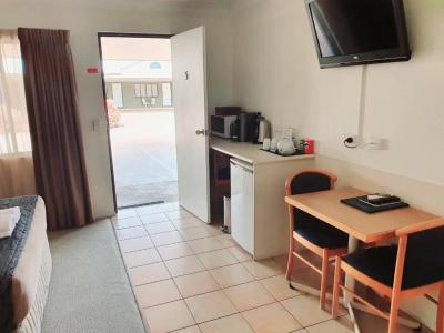 Rockhampton Palms Motor Inn - 48