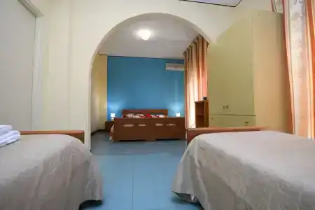 International Resort - 85