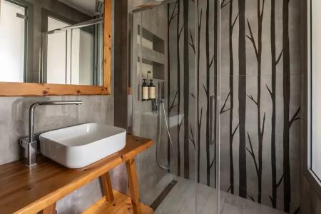 Blue Carpet Luxury Suites - 101