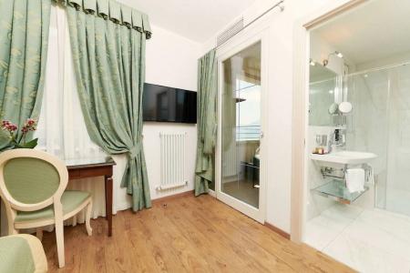 Lake Front Brenzone - 74