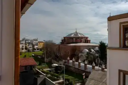 Sofia Corner - 109