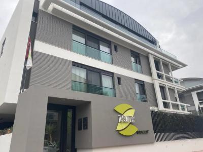 Z-Suites - 0
