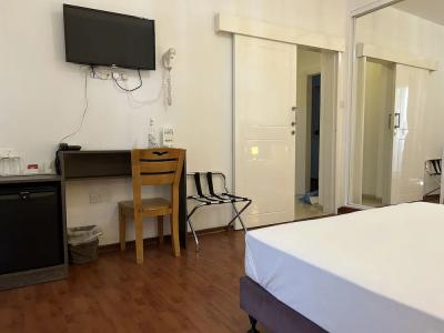 Saint Elena Boutique - 56