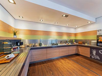 ibis Bochum Zentrum - 23