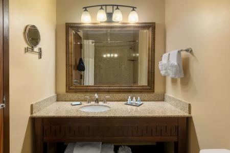 Wyndham Riverfront - 98