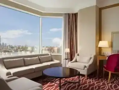 Ramada Plaza - 7