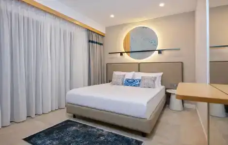 A Suite Side - 3