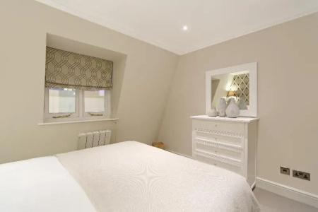 Queensgate Court - 68